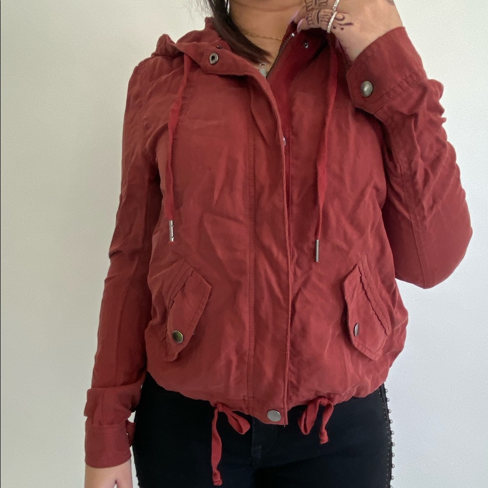 H&M wrinkled light jacket